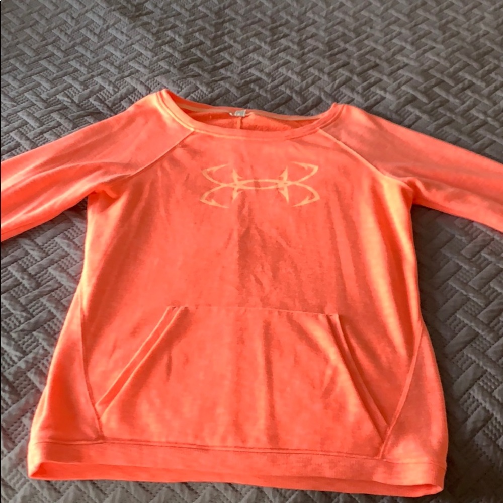 Under Armor Sweat Shirt